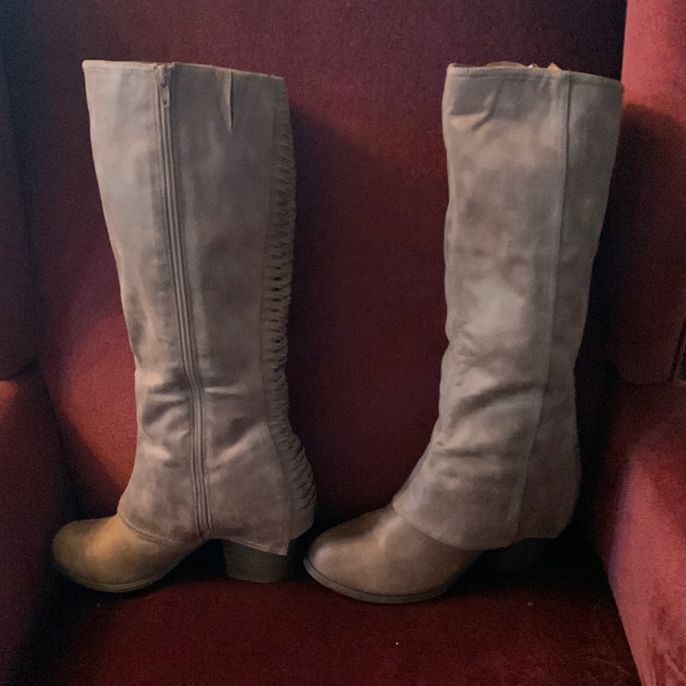Fergalicious  boots. Worn a few times. In excellent condition.